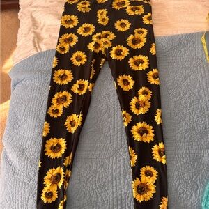 LuLaRoe Black and Yellow Sunflower Leggings